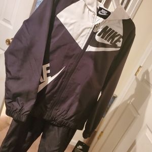 Boys Nike Track Suit